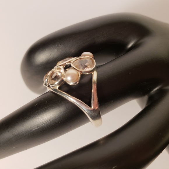 Silpada Sweet Embrace Faceted Stones & Pearls Ring - Picture 4 of 7